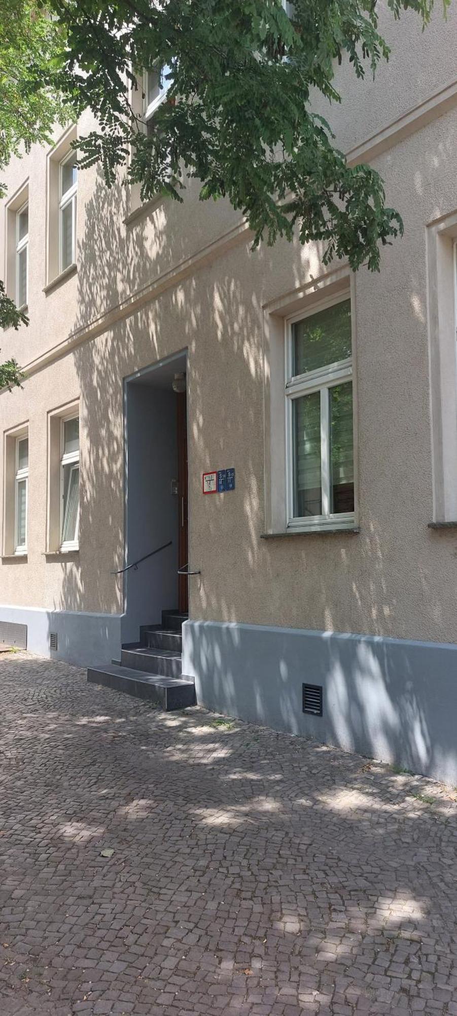 Ferienwohnung Am Bahnhof Bernburg Exteriör bild